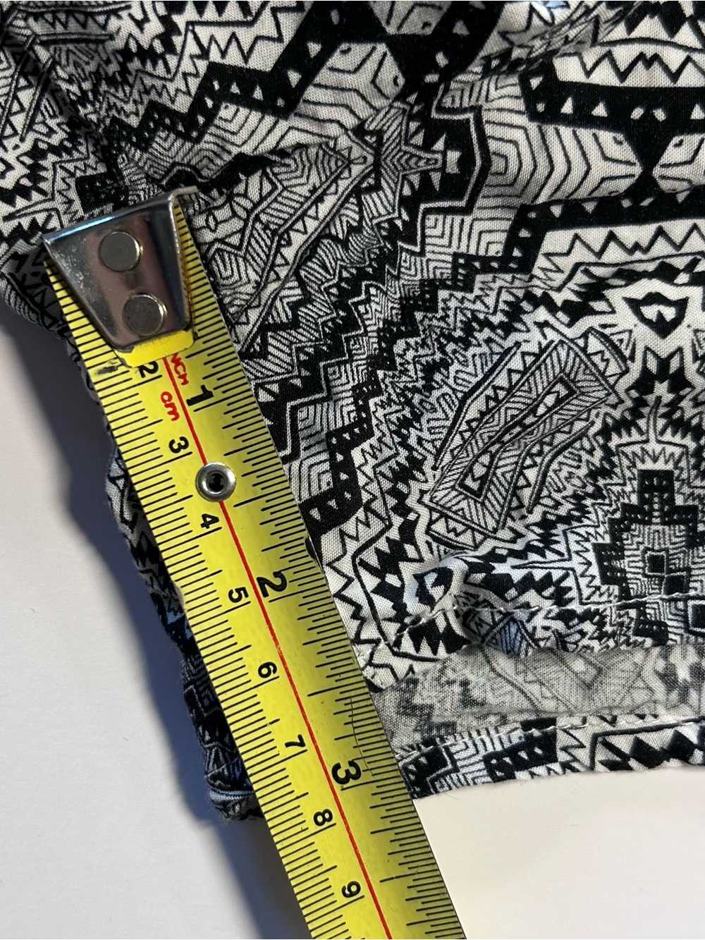 Garage Black White Geometric Print Romper Women’s XS Boho Festival - Picture 10 of 12